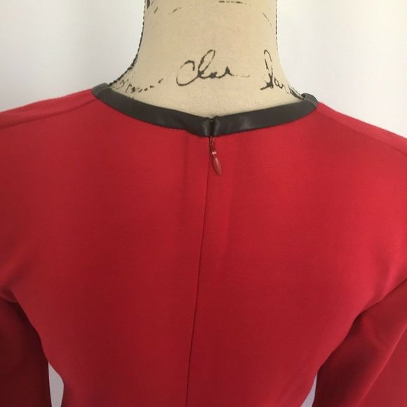 Anne Klein 4 Dress Shift Red Black Trim 3/4 - Picture 7 of 8
